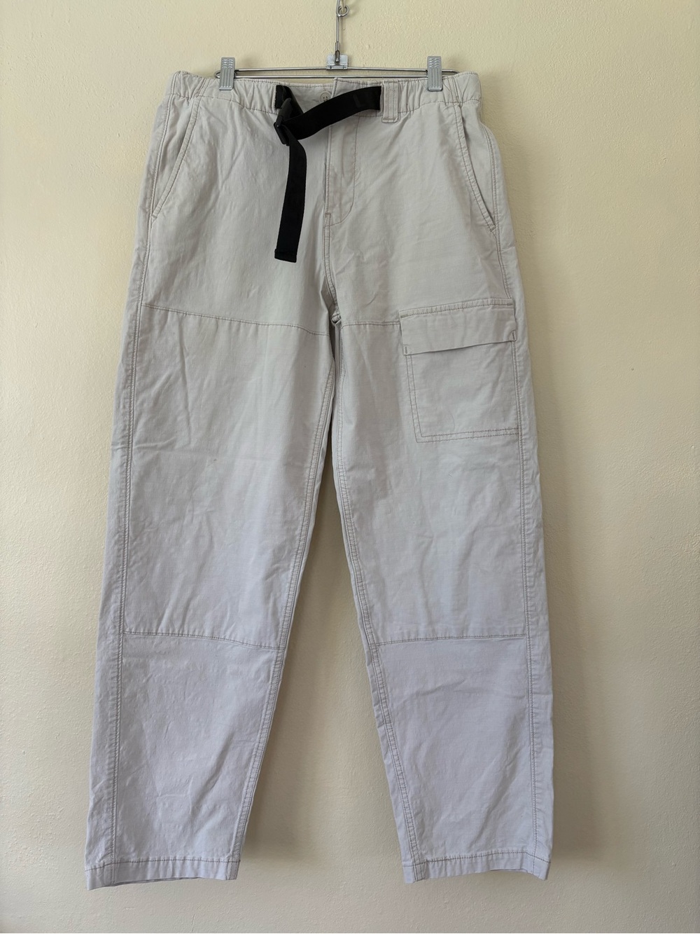 Levi's Light Gray Cargo Pants with Black Web Belt